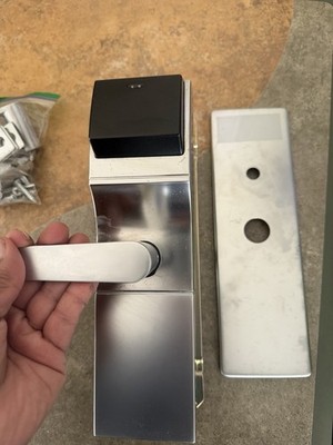 Onity HT24 RFID Bluetooth Full Lock  Set Moving Out Sale