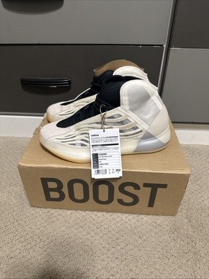 Yeezy QNTM Boost Mist Slate Size 8 Mens DS