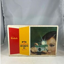 Vtg Kodak Hawkeye Instamatic R4 Camera Outfit with Original Box A74S