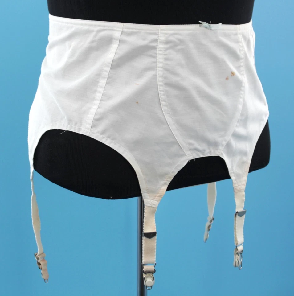 Cinto de liga branco feminino vintage anos 50 anos 60 tamanho 32 década de 1950 década de 1960 lingerie Sears - Imagem 2 de 4