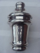 SHAKER EN METAL ARGENTE