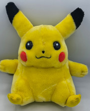  25 Pikachu 8  Basic Plush 58065 1998 Hasbro Game Freak Nintendo Pokemon
