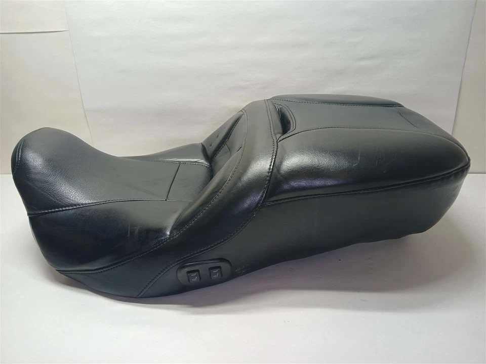 Harley-Davidson 2014-15 Electra Glide CVO Heated Hammock Seat 52000083 - Image 3 of 4
