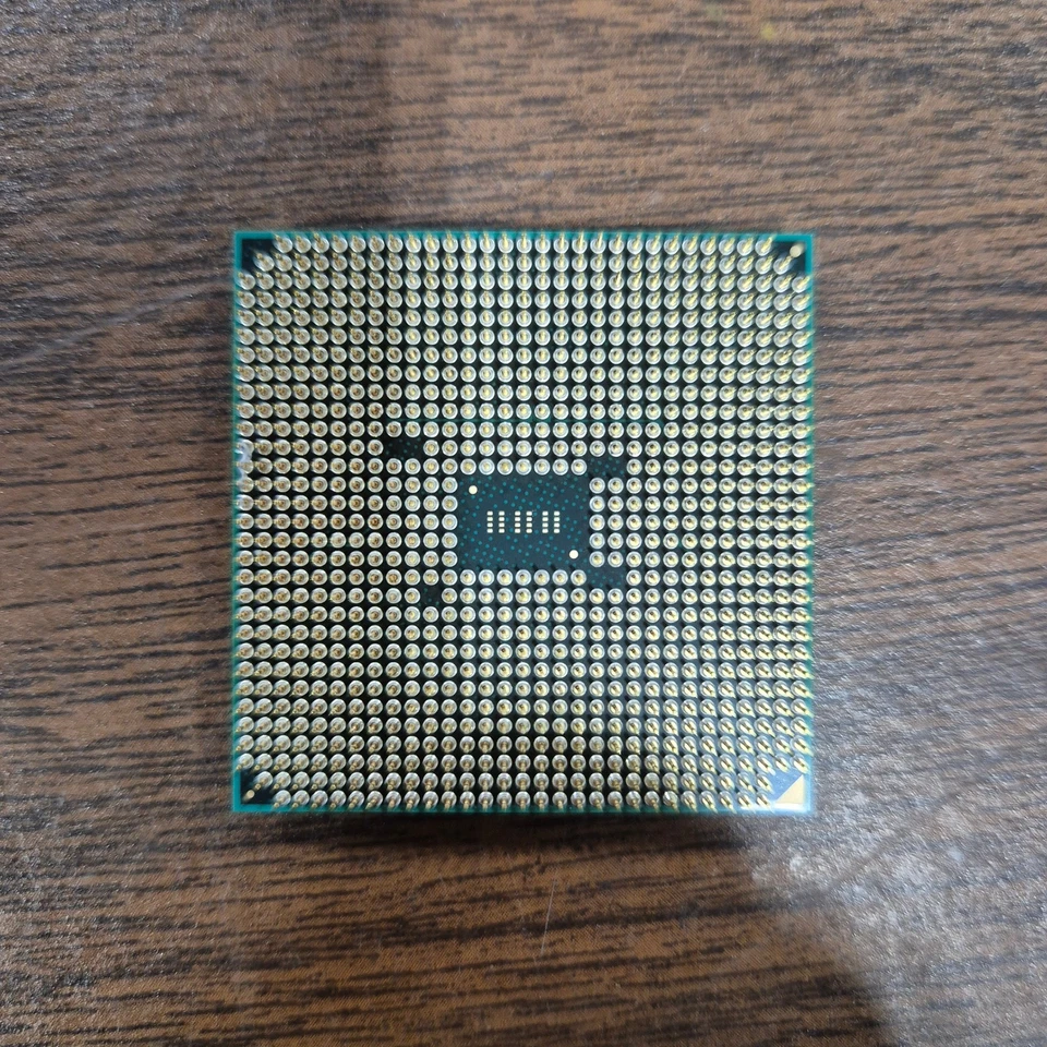 AMD A8-7600 3.1GHz Socket FM2+ Quad-Core Processor (AD760BYBI44JA) - Image 2 of 2