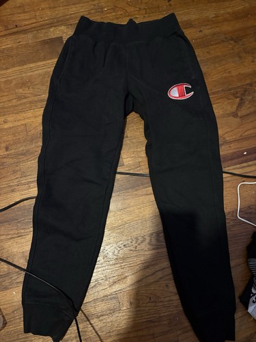 Champion Women's reverse weave black sweatpants size small