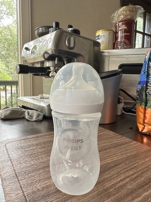 Philips AVENT Natural Baby Bottle 9 oz 1 Pack - 260ml - Anti Colic - 1M+