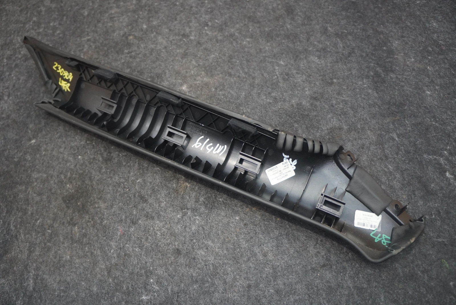 Front Left Upper A Pillar Cover Trim Panel 3W7867233C Bentley Continental GTC 16