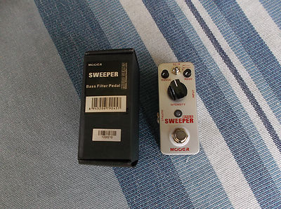 MOOER Sweeper Bass filter pedal 
