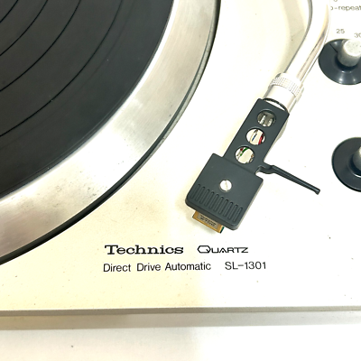 Technics SL-1301 Direct Drive Turntable Quartz Lock Used AC100V