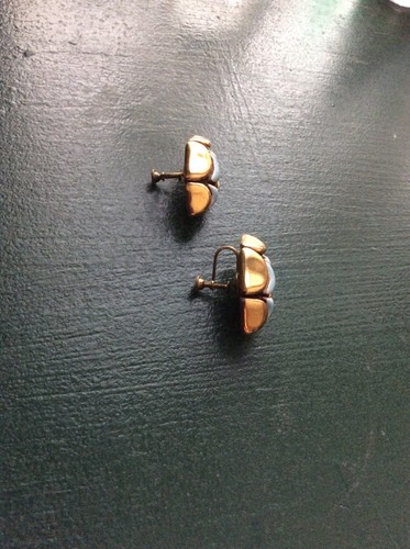 Vintage Estate Jewelry Gold Tone Blue Ceramic Screw Back Earrings - Picture 7 of 8