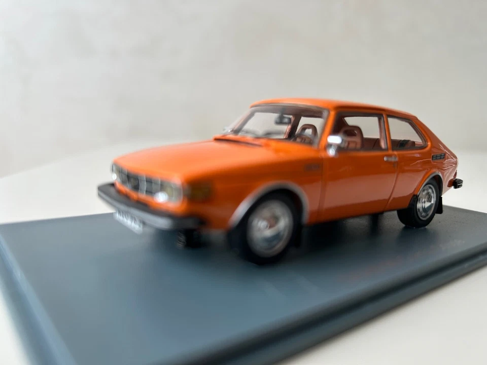 Neo Scale Models Saab 99 Combi Coupe 1971 1:43 - Image 3 of 4