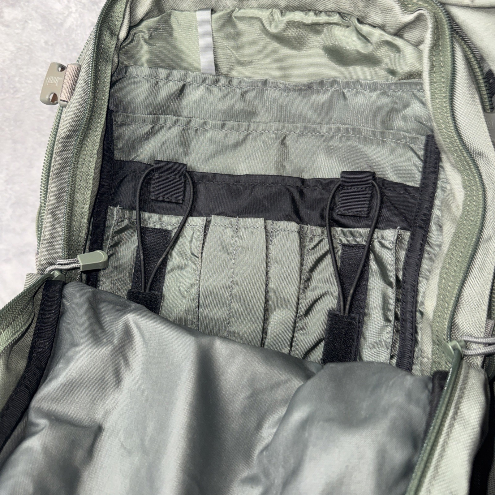 CAMELBAK Maximum Gear Tri Zip Backpack Cordura Great Green