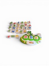 LeapFrog Magnetic Fridge Phonics Jet Plane Letters Word Builder Alphabet ABC