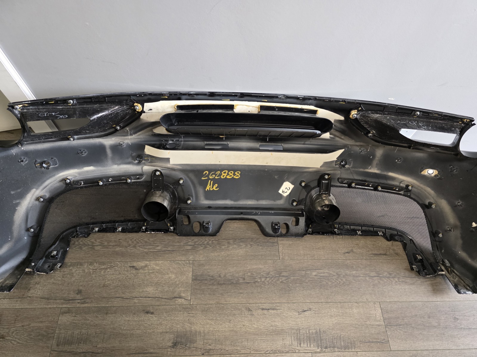 FERRARI 488 GTB REAR BUMPER COMPLETE OEM EXHAUST TIP GRILL LIGHT CARBON SURROUND