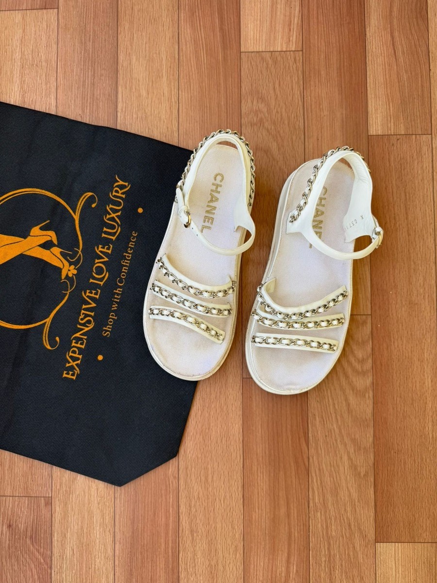 CHANEL サンダル　ノベルティ CHANEL INTERLOCKING CC LOGO GLADIATOR SANDAL SIZE EU 36 , US 6