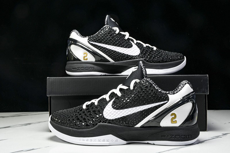 【ジャンク】COOBIE クービー NK Zoom Kobe 6 Protro 'Mambacita Sweet Sixteen' CW2190-002 Men's