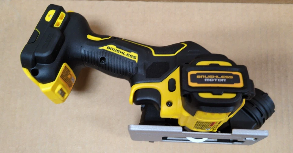 [Open-Box] (DCS438B) DEWALT 20V MAX* XR 3 in. Brushless Cordless Cut-Off Tool - Image 2 of 2