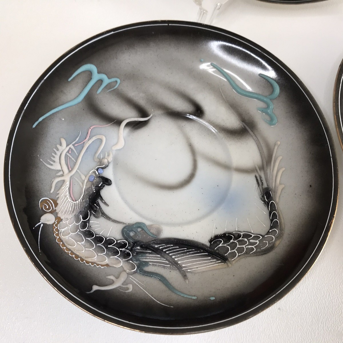 里帰り伝統工芸 浮龍絵皿 MARUKU CHINA 里帰り伝統工芸 浮龍絵皿 MARUKU CHINA