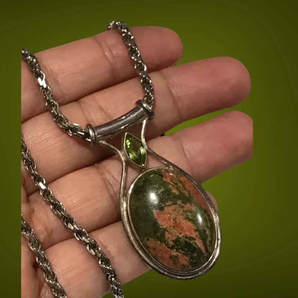 Sajen Sterling Unakite Pendant with Peridot on 20 Inch Snake Chain - 33 Grams - Image 2 of 4