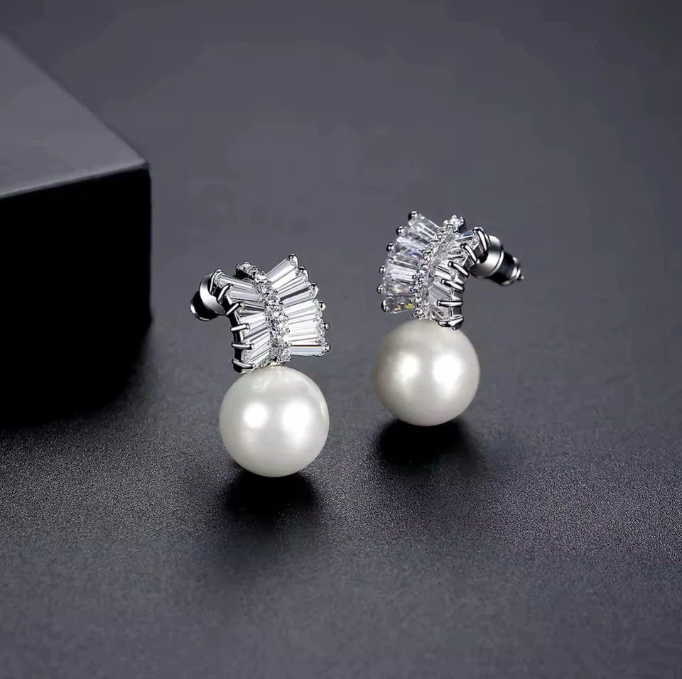 Orecchini con Perla e Zirconi Donna Gioielli Lusso - Immagine 2 di 4