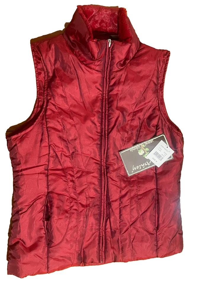 Jane Ashley Red Metallic Quilted Vest with Faux Fur Trim Size MEDIUM Ski Lodge - Image 4 of 4