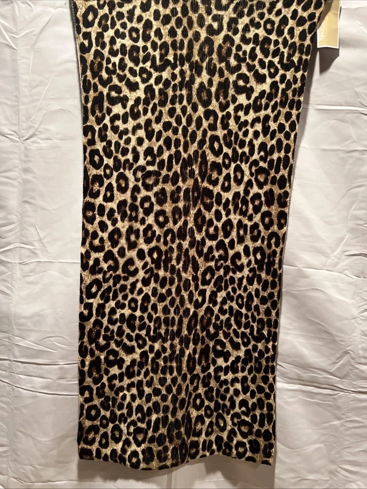 Bufanda infinita reversible Michael Kors estampado animal/logotipo de firma negra tostada OS Foto 2 de 4