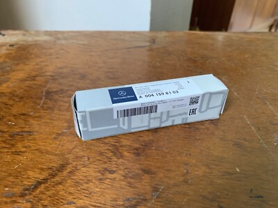 メルセデスベンツ 純正スパークプラグ A0041598103 8本単位 Mercedes-Benz Spark Plugs (A 004 159 81 03) Genuine MB Spark