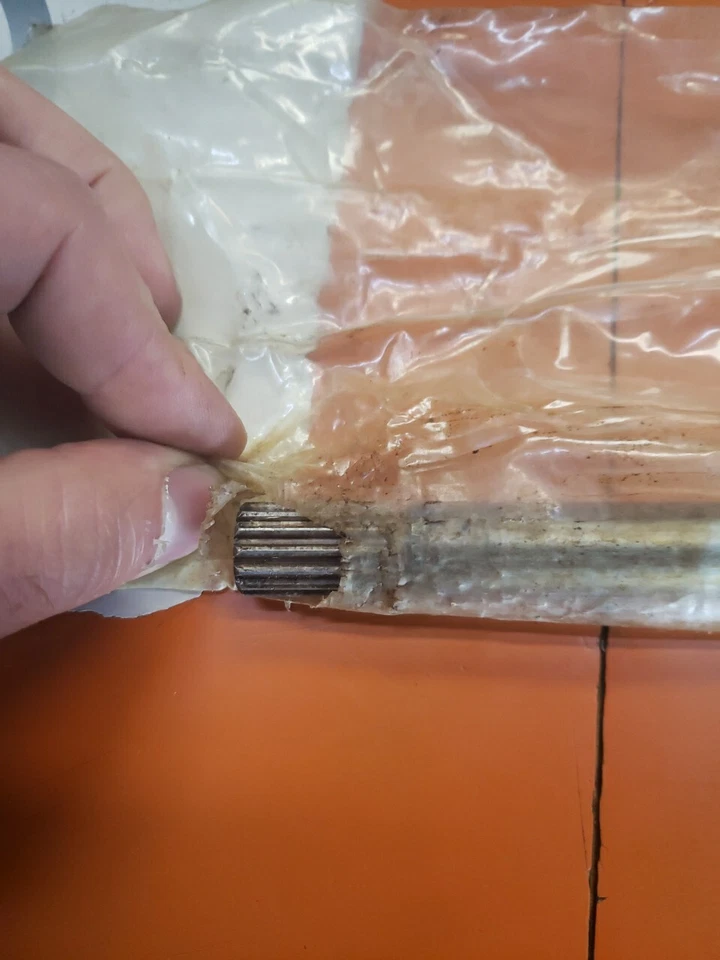 Johnson Evinrude  Drive Shaft 20in  396812  - Image 2 of 3