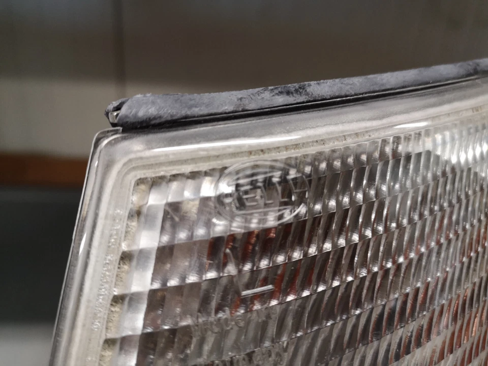 Luces indicadoras de señal de giro delanteras Audi A6 S6 12/90 -> 5/94 ahumadas in.pro.3037 Foto 2 de 4