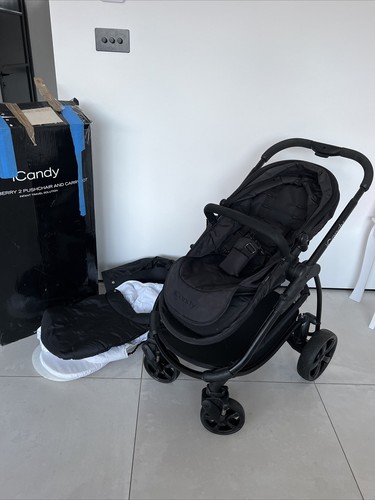 iCandy Strawberry 2 Kinderwagen und Babywanne 4-Rollen Kinderwagen All Black sehr guter Zustand