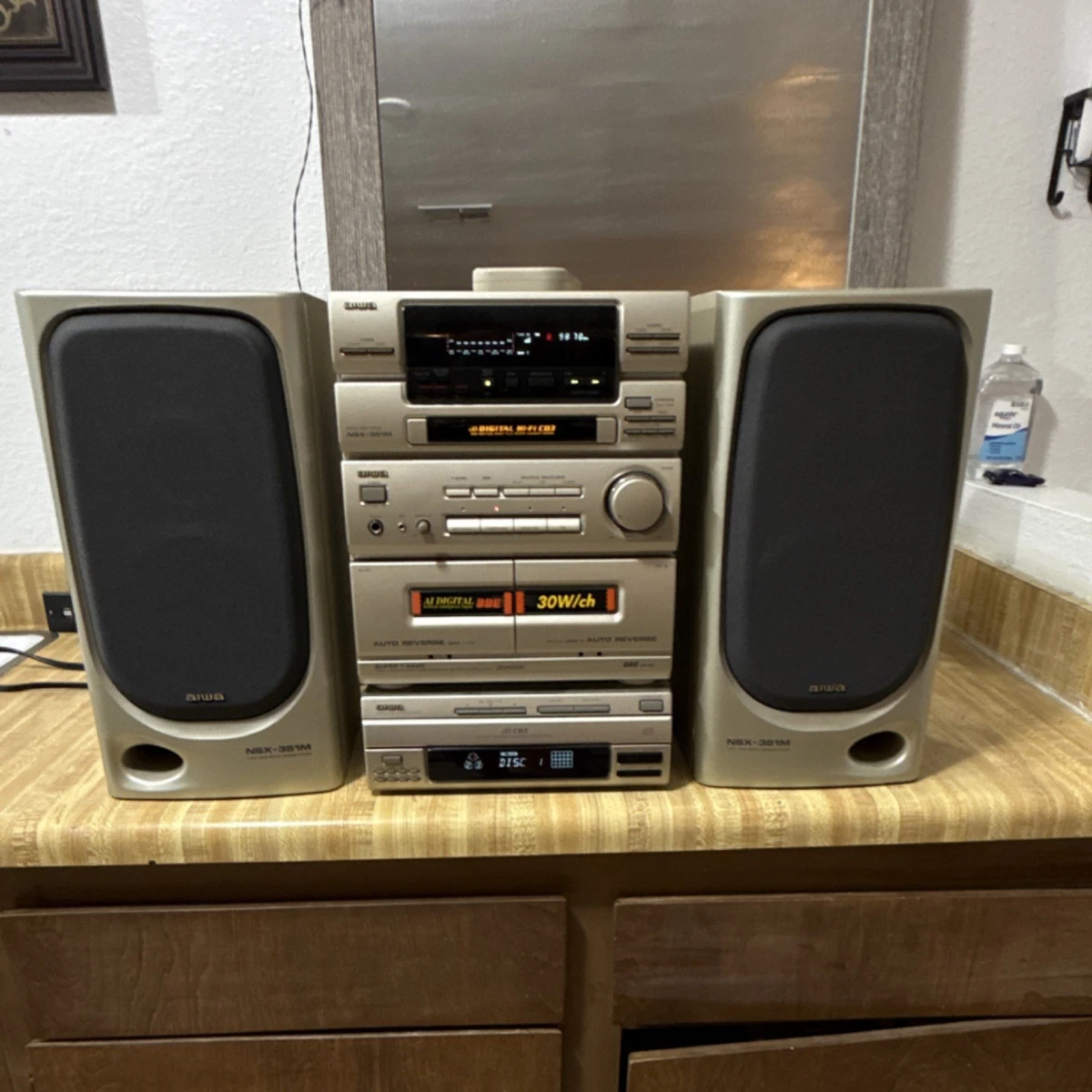 Aiwa AM/FM Cassette Tape Home Audio Compact & Shelf Stereos for