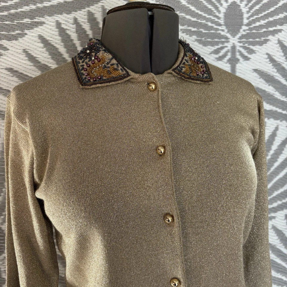 Cárdigan Dorado Metálico De Colección Con Cuentas Talla S Vacaciones Glamour Dinero Antiguo Año Nuevo Disco Foto 3 de 4
