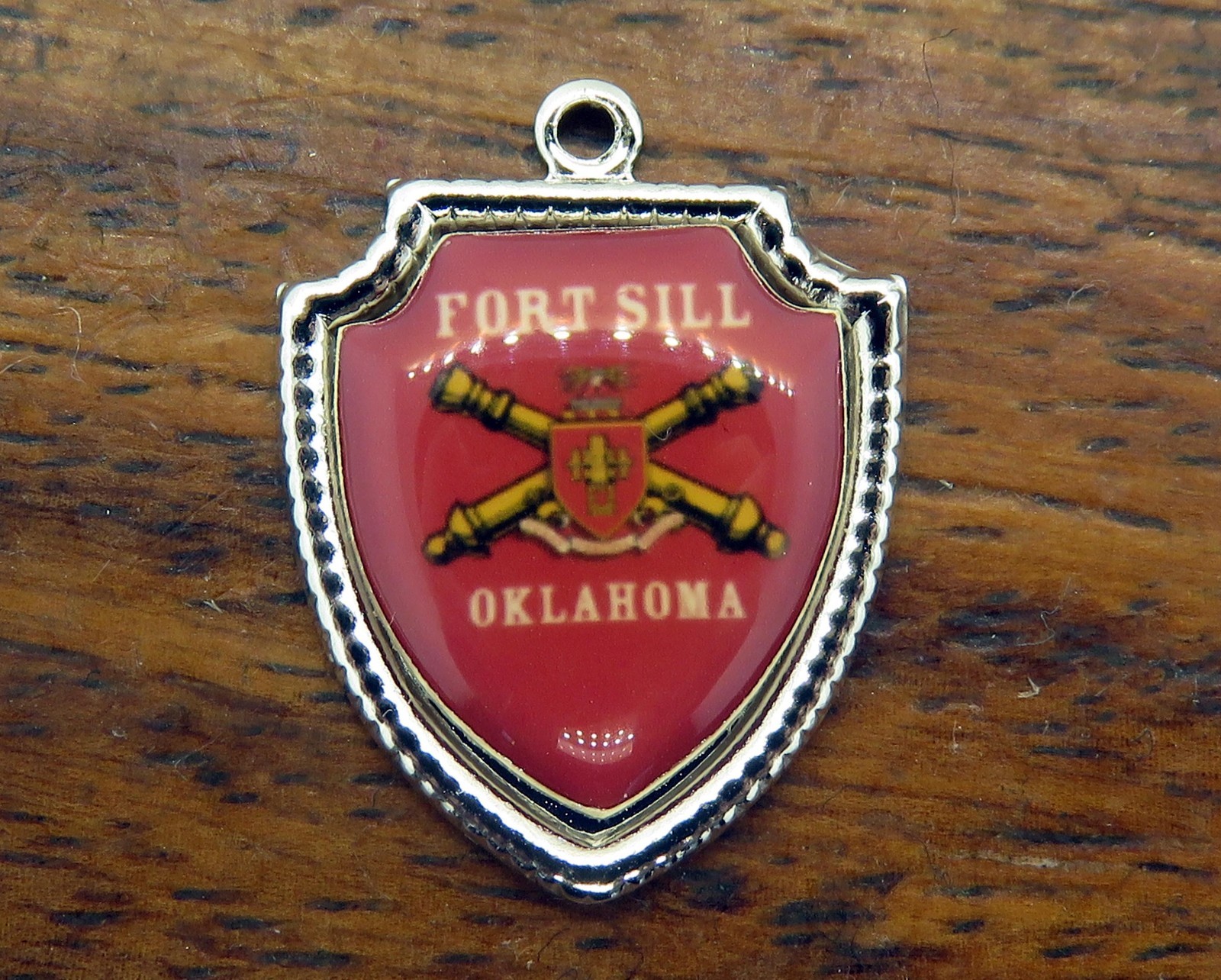 Red Fort Text Vintage silver OKLAHOMA STATE FORT SILL SOUVENIR TRAVEL SHIELD charm 10 ...