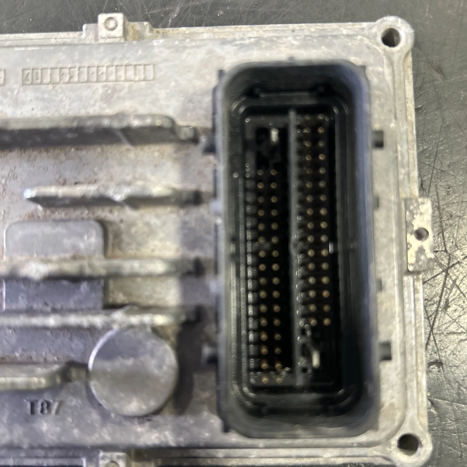 Módulo de controle de identificação de transmissão BUICK ENCLAVE GMC 2017-2019 24290972 FABRICANTE DE EQUIPAMENTO ORIGINAL - Imagem 4 de 4