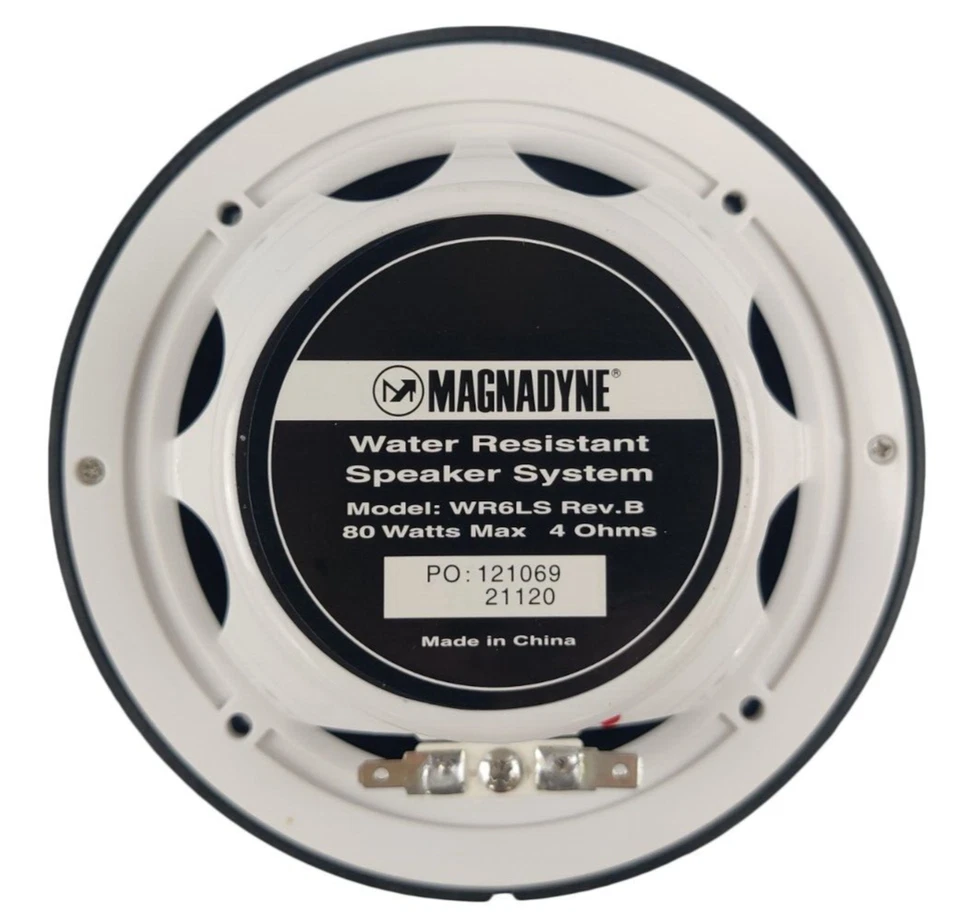 Par de altavoces de audio marino Magnadyne AquaVibe 6 1/2" barco autocaravana 2 vías plateados Foto 3 de 3