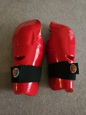 Kids ProForce Lightning Karate Sparring Gloves  S - Red Knuckle