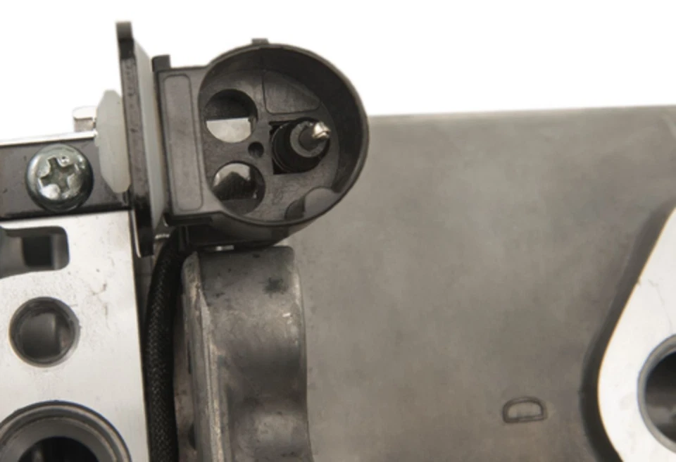 Four Seasons 68498 A/C Compressor For 96-00 BMW 323i 323is 323ti 328i 328is Z3 - Image 2 of 4