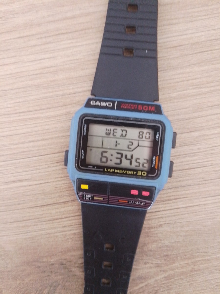 CASIO　SDB-300W ジャンク　メンズ　腕時計 レア 希少 80s CASIO SDB-300W ヴィンテージ 日本製 腕時計