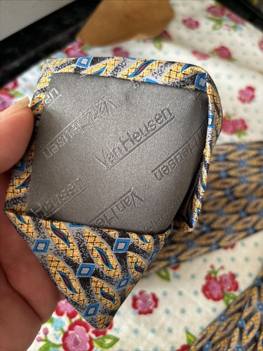 VAN HEUSEN Men's Yellow Blue Pure Silk Neck Tie - Picture 5 of 9