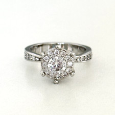 Ladies Clear CZ Cubic Zirconia Silver Tone Sparkly Halo Band Ring Size 5.25