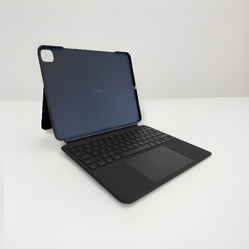 Logitech Combo Touch for iPad Pro 13" M4 Keyboard Case Trackpad Black Excellent