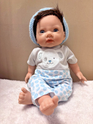Tiny Treasures Baby Puppe (Preloved) mit Blaufär Outfit & Adoption Zertifikat
