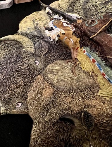 2 Wall Displays Of An Indian Warrior & The Spirit Of The Bear & Buffalo Decor 3D - Picture 5 of 13