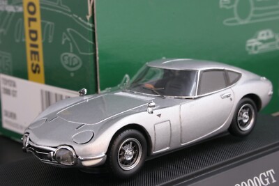 Ebbro 43106 1:43 Scale Toyota 2000 GT (1967) Die Cast Model Car