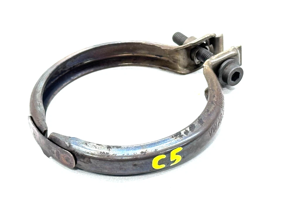 Abrazadera de tubo de escape AUDI A3 8V 2015-2020 5Q0253725A OEM Foto 2 de 4
