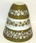 Vintage PYREX Spring Blossom Green Set of 3 Nesting Bowls 401, 402, 403