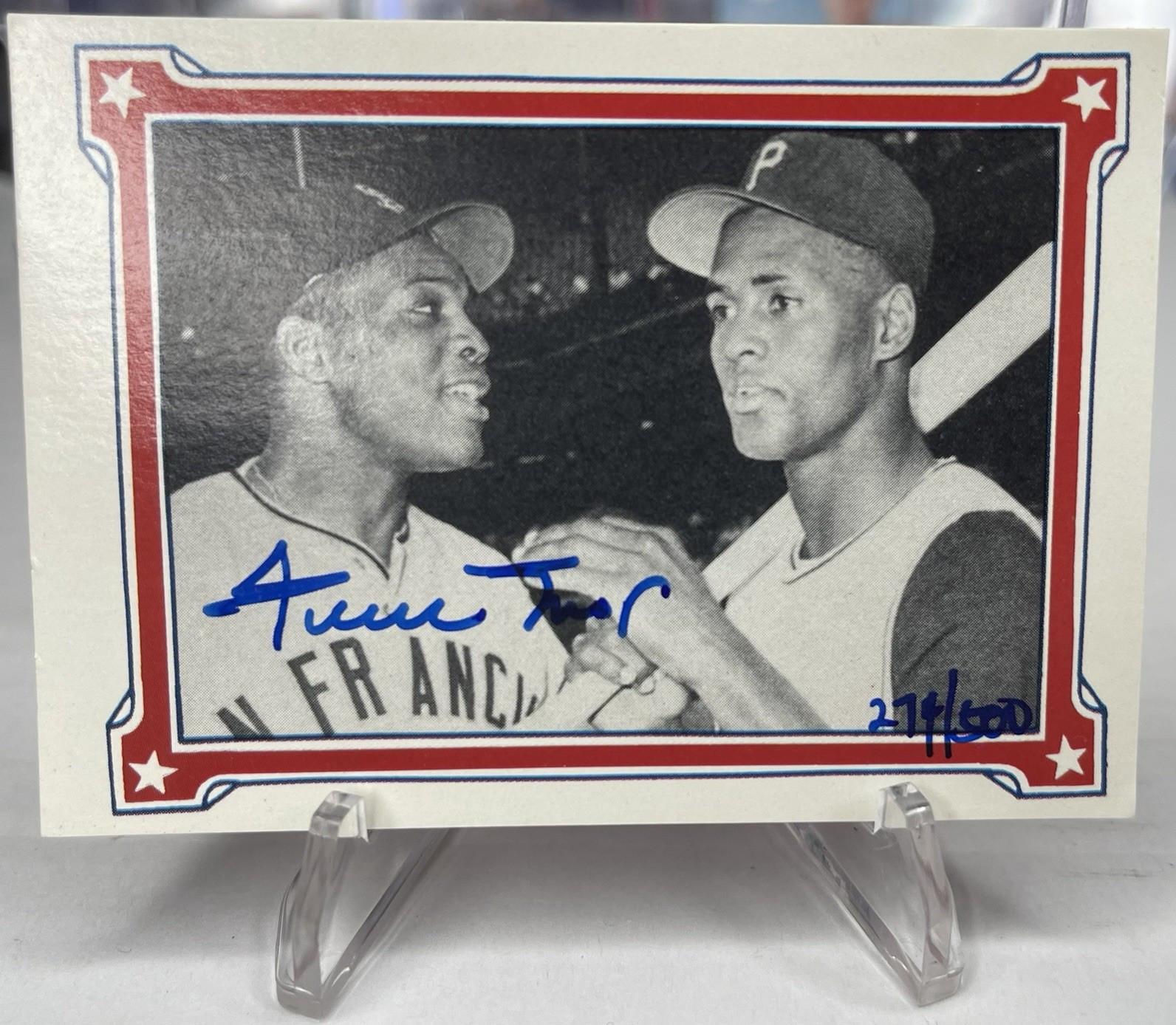 R.G.I. The Willie Mays Story 1984 #19 3,000 Hitters First Printing Auto 274/500