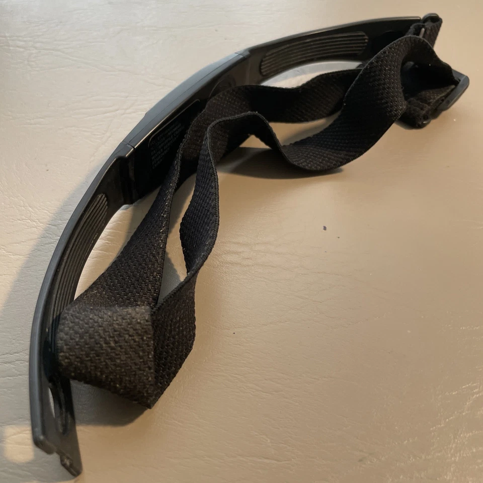 Monitor de ritmo cardíaco de transmisión digital Timex | Resistente al agua | Correa para el pecho Foto 2 de 4