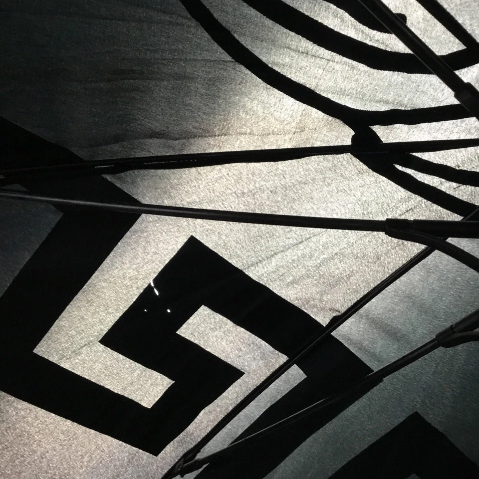 Paraguas unisex Versace Medusa edición limitada negro azul Foto 2 de 4