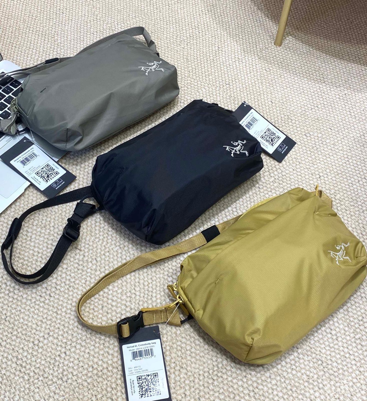 ARC'TERYX vedi descrizione Borsa a tracolla 3 colori ARC’TERYX Heliad 6L ricamo sp